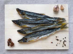 Главная: Корюшка вяленая без икры