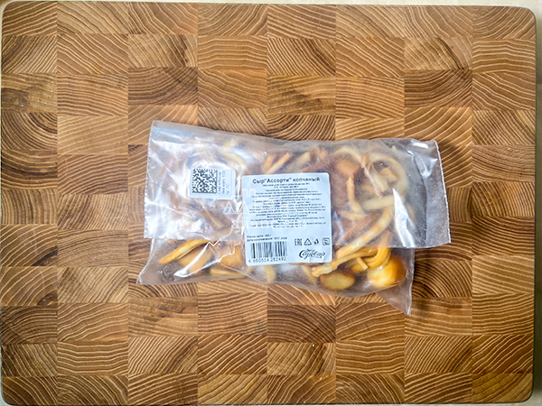 Сыр 150 гр ГОРНЫЙ СЫРОВАР (Ассорти копчёный) в Дубне