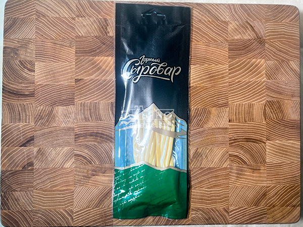 Сыр 60 гр ГОРНЫЙ СЫРОВАР (Нити копчёные) в Дубне