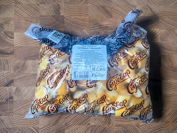 Сыр 1 кг ГОРНЫЙ СЫРОВАР (Бочонок копчёный с паприкой) в Дубне